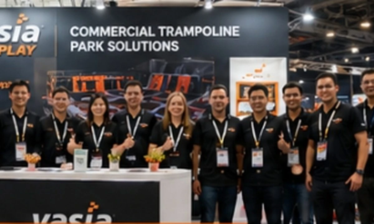 Vasia Play exhibition team at IAAPA Expo China in Guangzhou